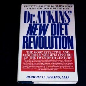 Nearly New Dr. Atkins New Diet Revolution Hardcover Book
